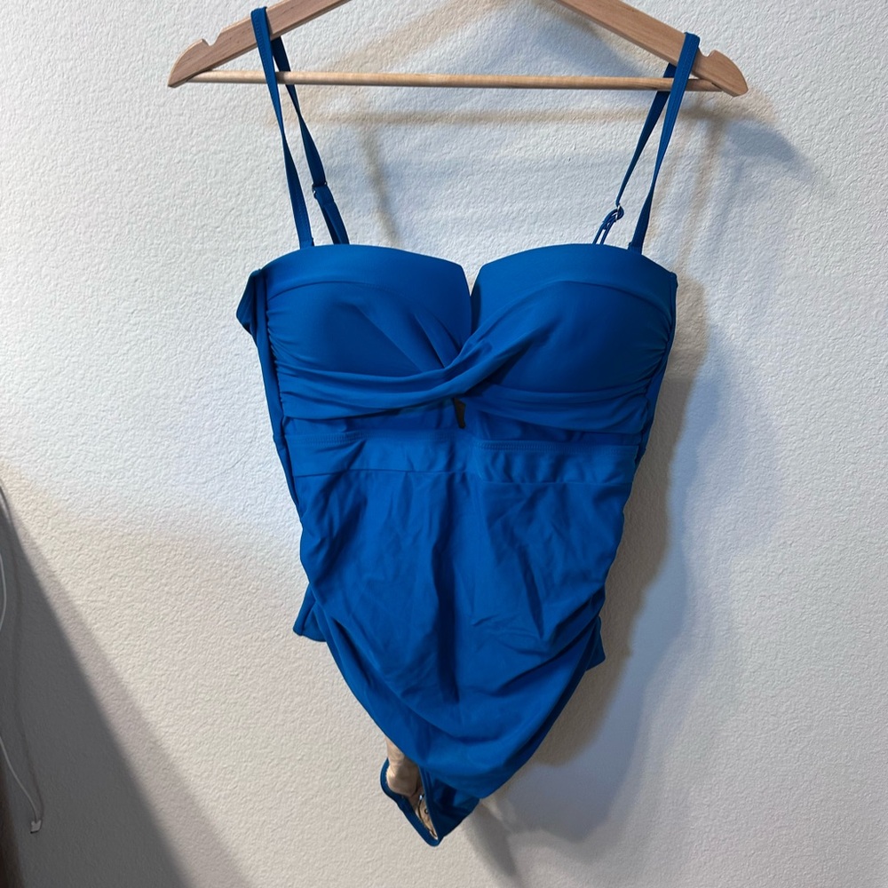 NWT Eomenie One Piece Swimsuit - Sz L